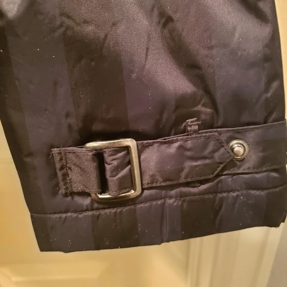 Burton snowboard jacket - Picture 4 of 10